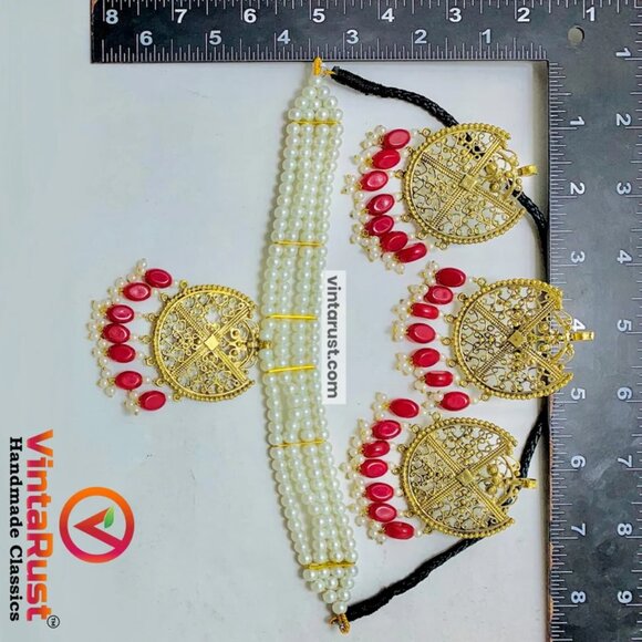 Pearls Jewelry Set, White Pearls Handmade Beaded Jewelry Set, Ethnic Choker - Picture 4 of 4